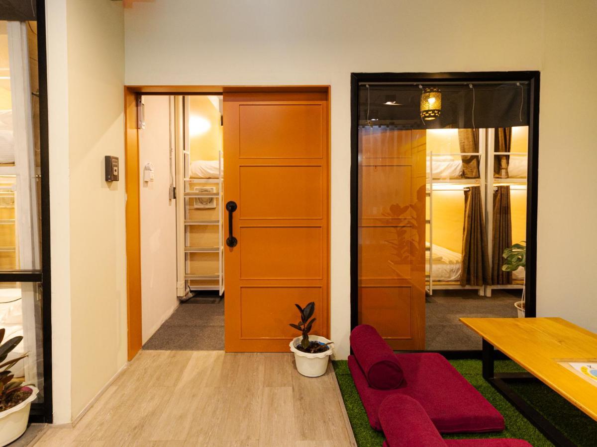 Khao San Social Capsule Hostel بانكوك المظهر الخارجي الصورة