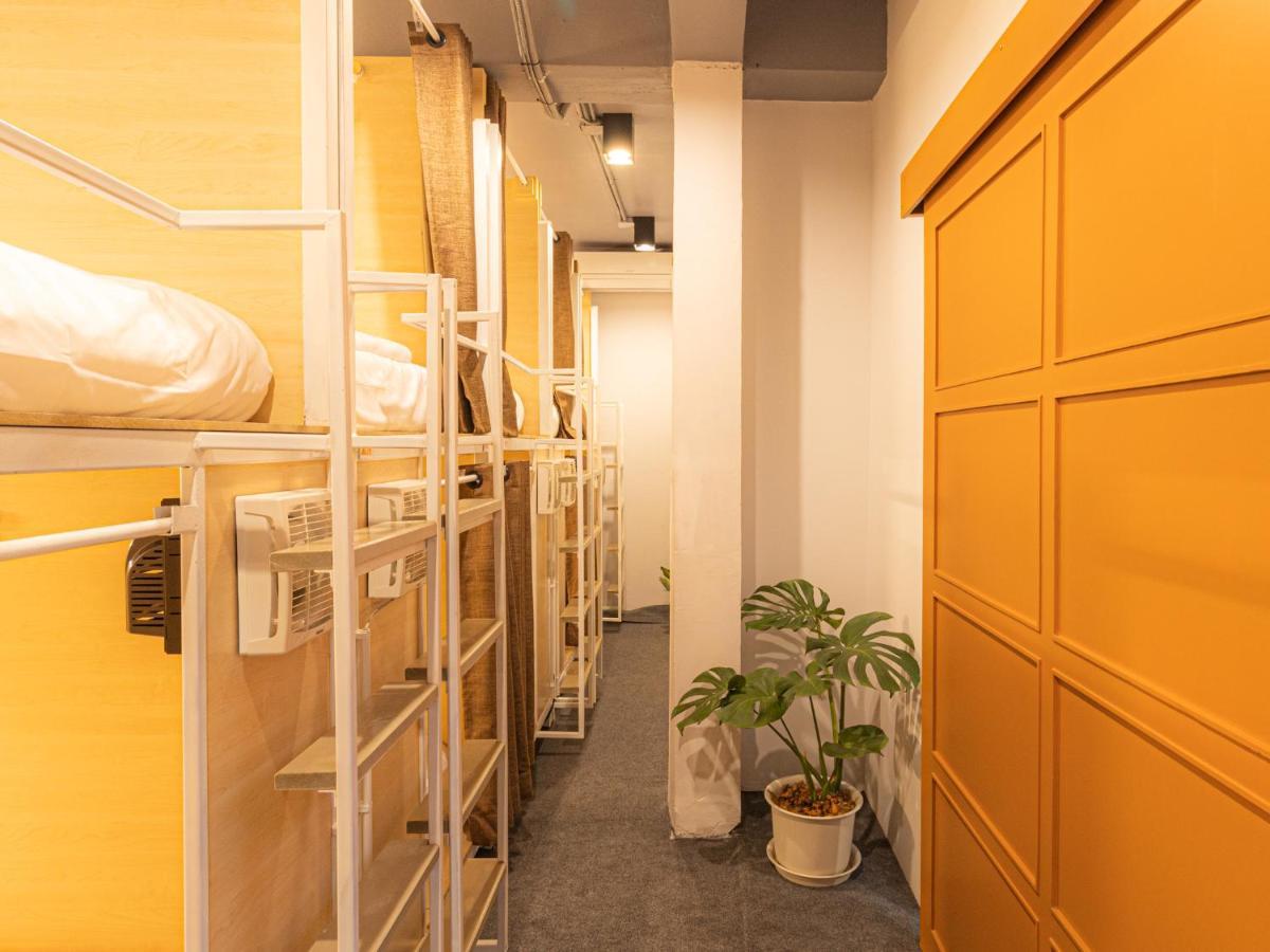 Khao San Social Capsule Hostel بانكوك المظهر الخارجي الصورة